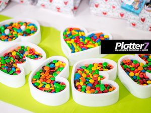 Letras huecas para rellenar con golosinas Plotter7