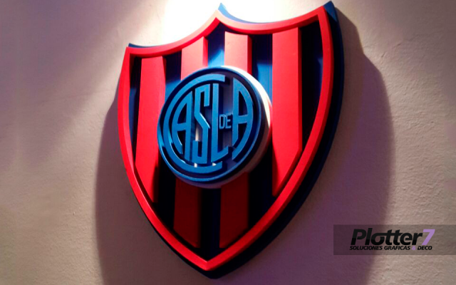 Escudos corpóreos de alta calidad | Plotter7