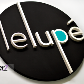 Logotipos Corpóreos con base en varios niveles y espesores | Plotter7