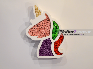 Letras huecas para rellenar con golosinas Plotter7