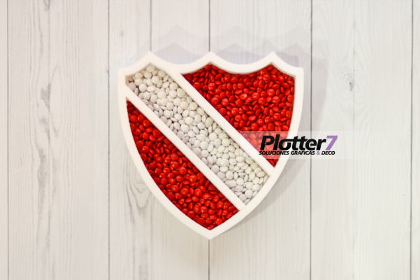 Letras huecas para rellenar con golosinas Plotter7