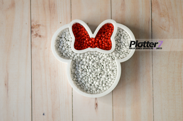 Letras huecas para rellenar con golosinas Plotter7