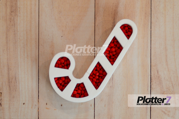 Letras huecas para rellenar con golosinas Plotter7