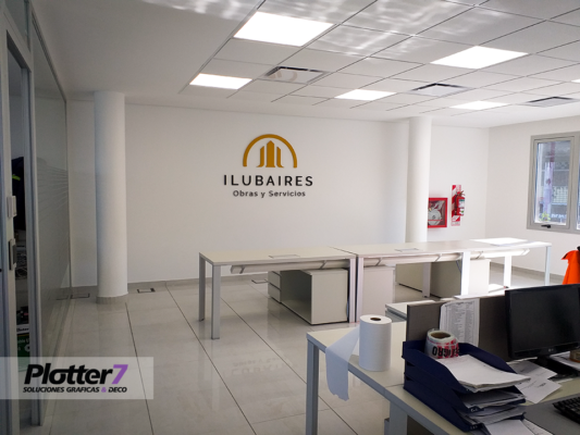 Corpóreos Comerciales en polifan | Plotter7