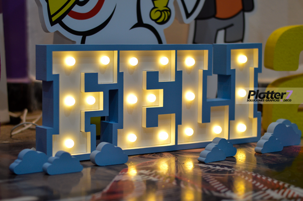 Nombres con luces | Los más lindos | Plotter7