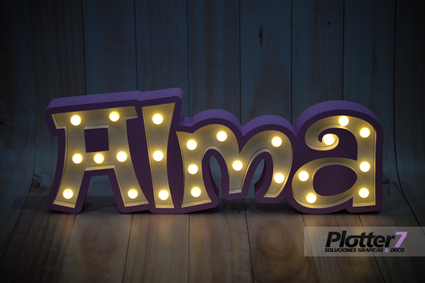 Nombres con luces | Los más lindos | Plotter7