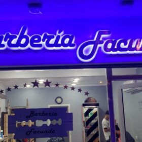 Logos Corpóreos Retroiluminados | Plotter7