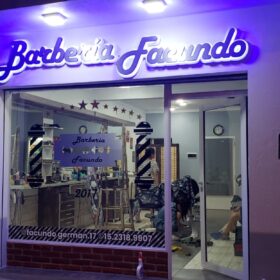 Logos Corpóreos Retroiluminados | Plotter7