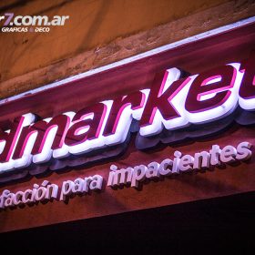 Logos Corpóreos Retroiluminados | Plotter7