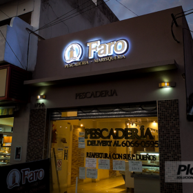 Logos Corpóreos Retroiluminados | Plotter7