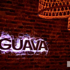 Logos Corpóreos Retroiluminados | Plotter7