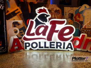 Corpóreos retroiluminados en polyfan | Plotter7