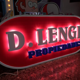 Logos Corpóreos Retroiluminados | Plotter7