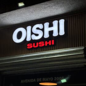 Carteles luminosos con frente de acrílico backlight | Plotter7