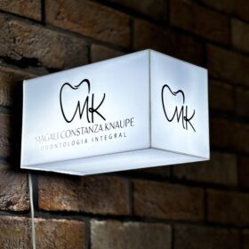 Cartel Lightbox | Plotter7