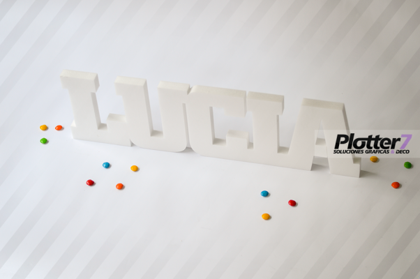 Nombres corpóreos en polyfan simples Plotter7