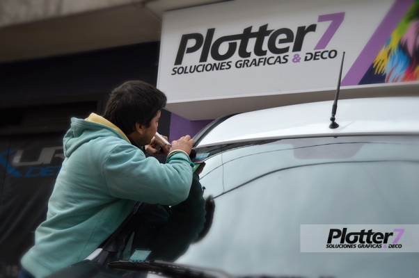 Gráfica vehicular negro matte | Plotter7