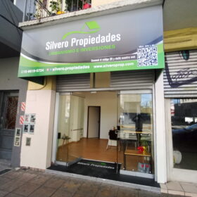 Carteles publicitarios de lona impresa tensada en bastidor | Plotter7
