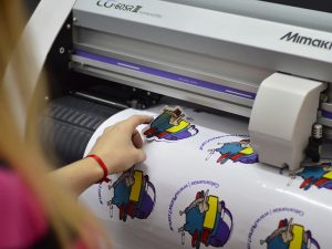 Calcomanías en PVC troqueladas con forma