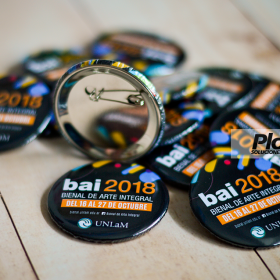 Pines prendedores personalizados | Plotter7