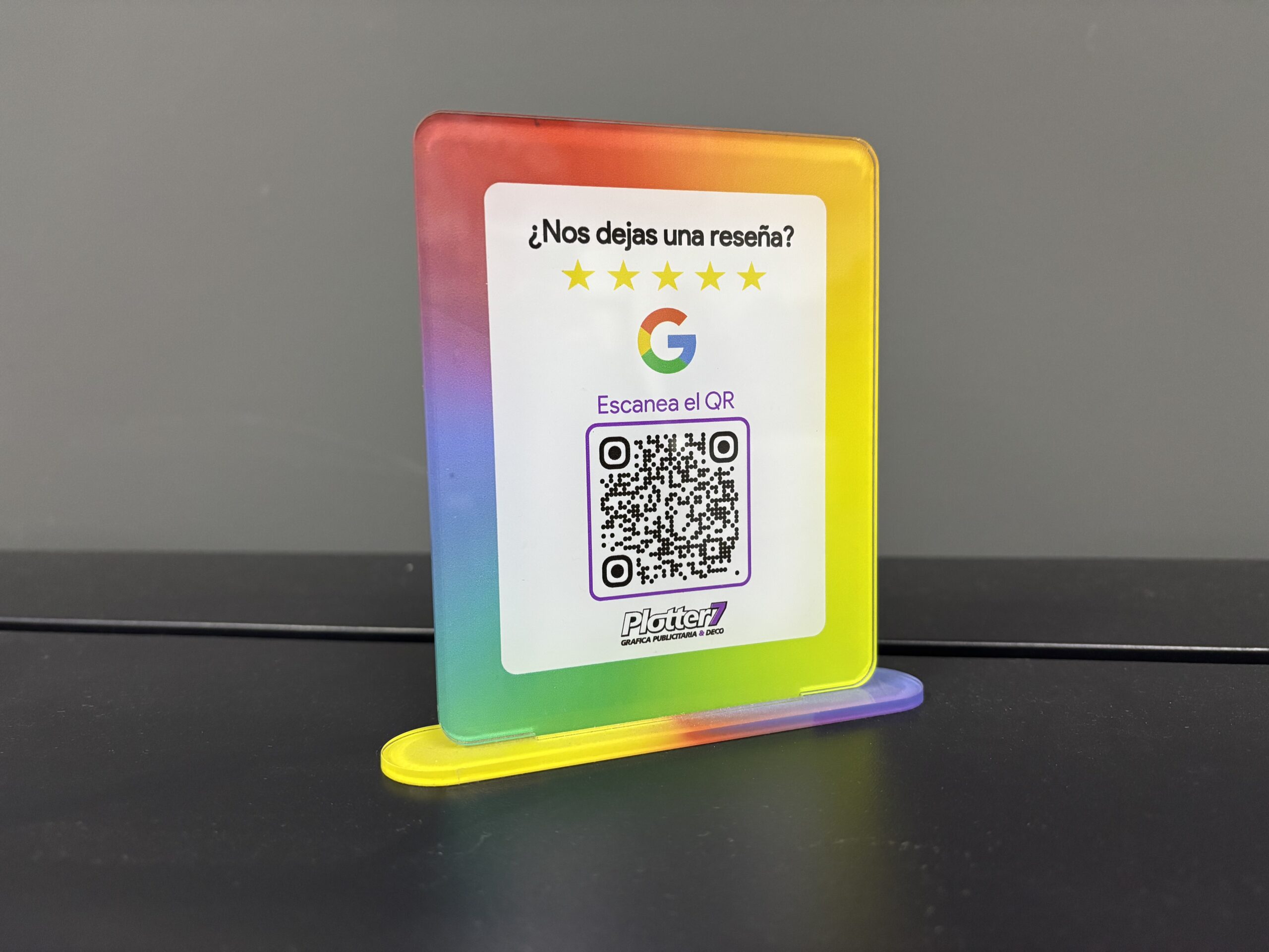 Exhibidor Acrílico Personalizado de QR para Reseñas de Google | Plotter7