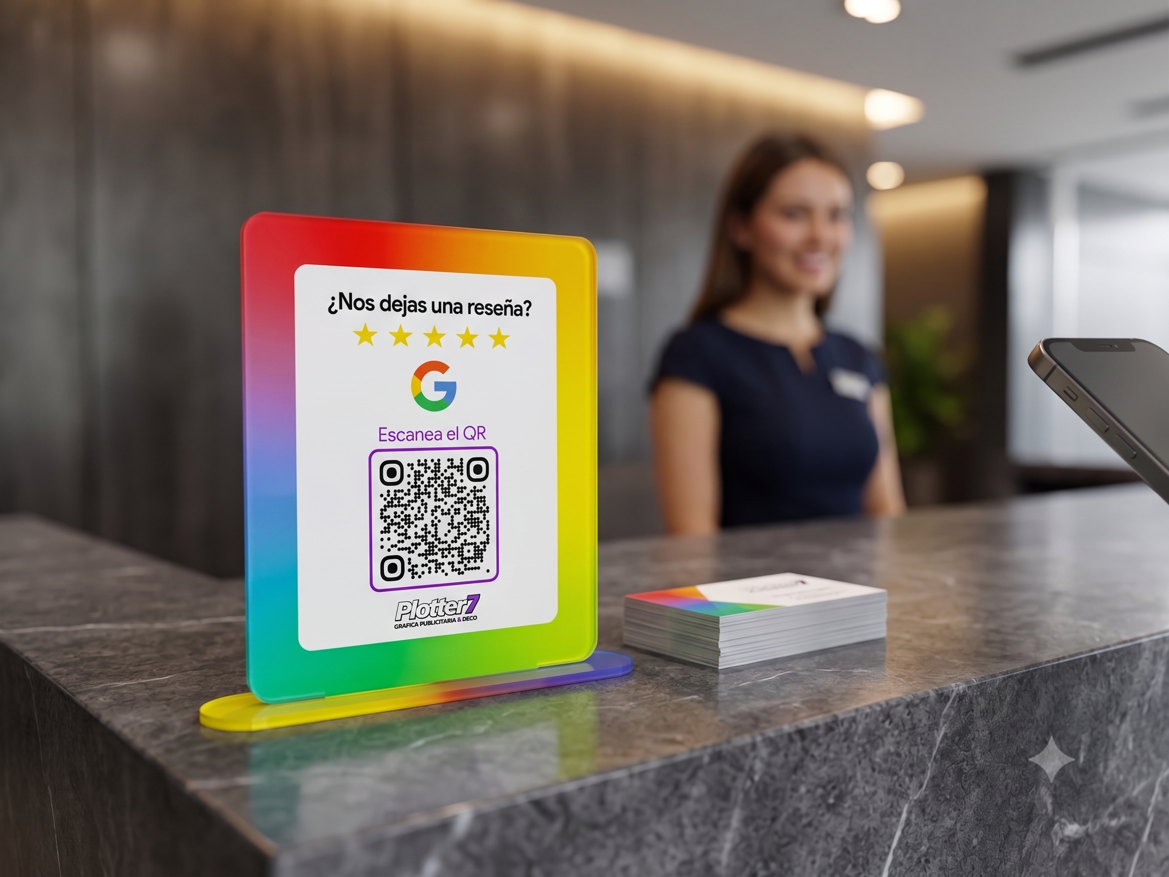 Exhibidor Acrílico Personalizado de QR para Reseñas de Google | Plotter7